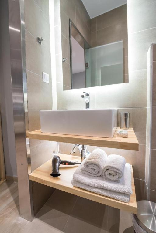 Preveza Suitestay Apartments Dodonis 28 ภายนอก รูปภาพ