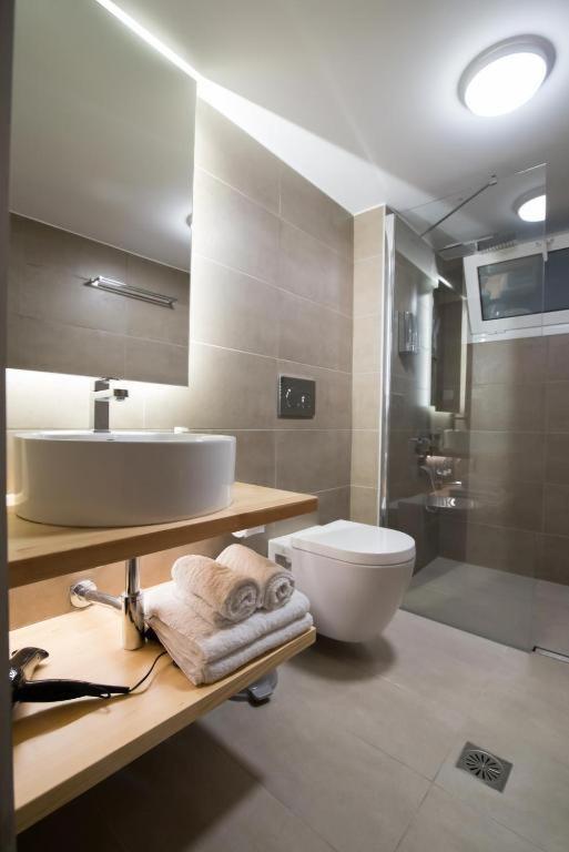 Preveza Suitestay Apartments Dodonis 28 ภายนอก รูปภาพ
