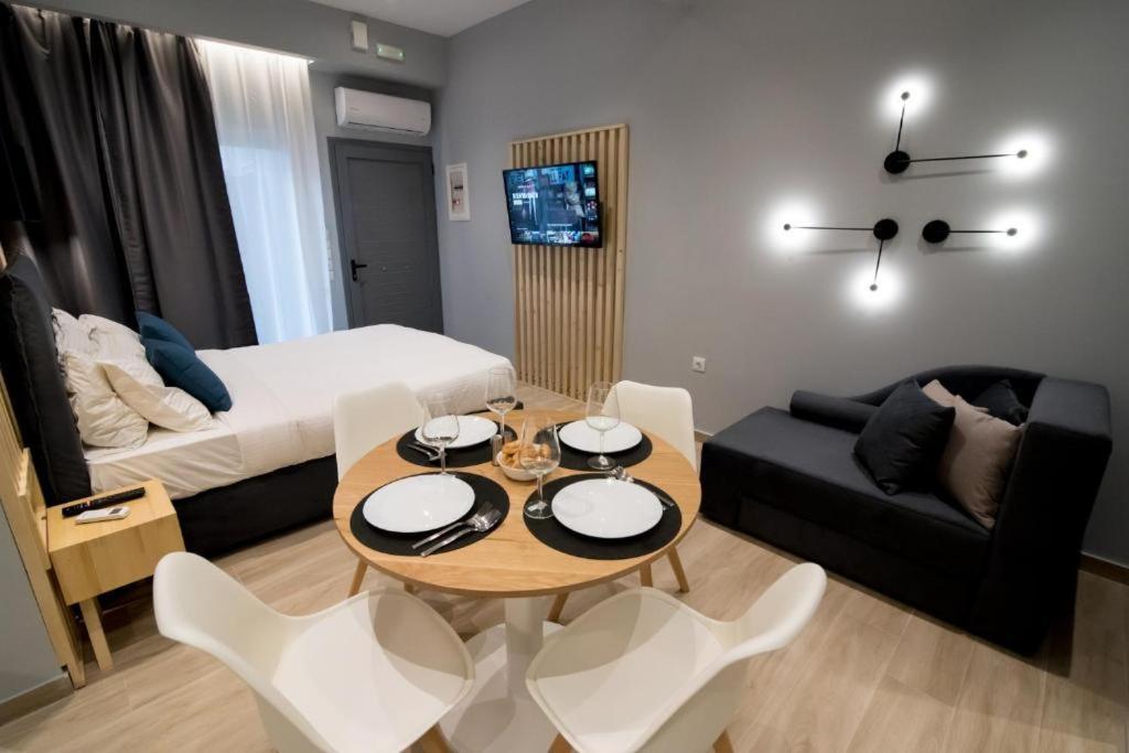 Preveza Suitestay Apartments Dodonis 28 ภายนอก รูปภาพ