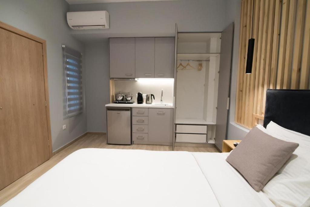 Preveza Suitestay Apartments Dodonis 28 ภายนอก รูปภาพ